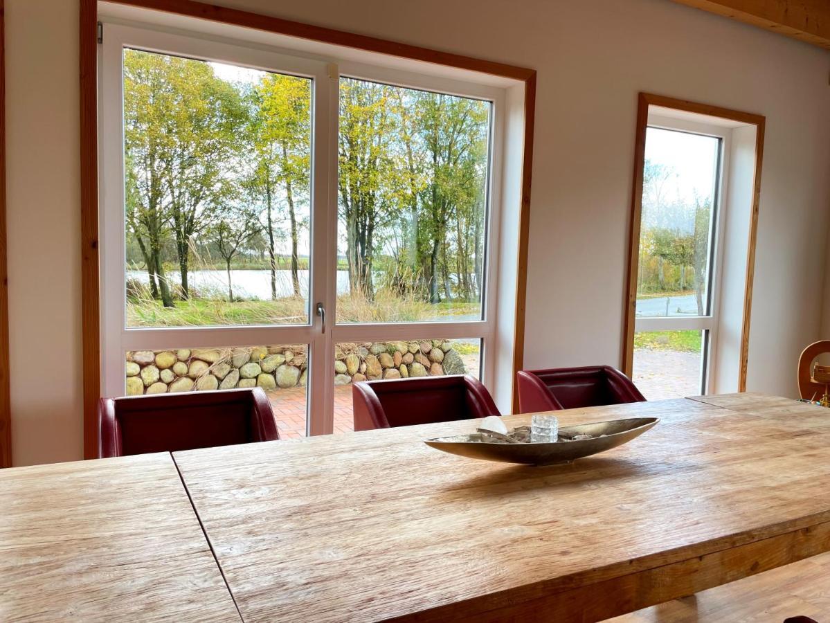 Haus Zwischen Den Wehlen Bei Buesum, 16 Personen Villa Westerdeichstrich Eksteriør billede